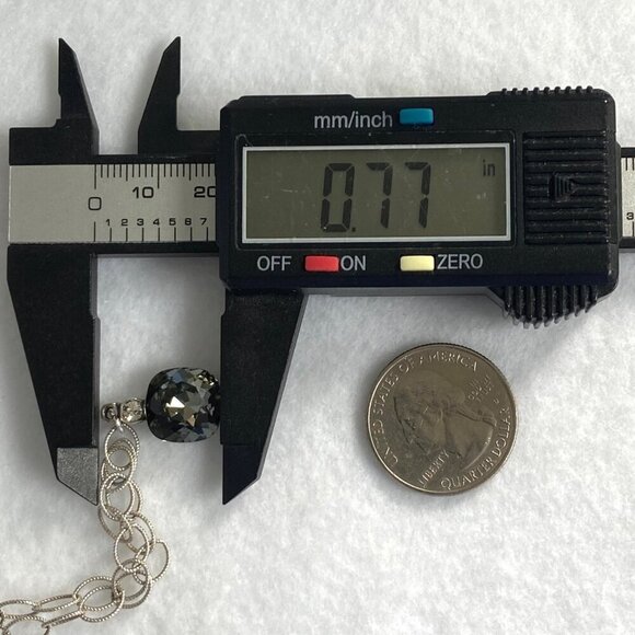 Sterling Silver 925 Cushion Cut Swarovski Crystal Twisted Link Pendant Necklace - Picture 15 of 16